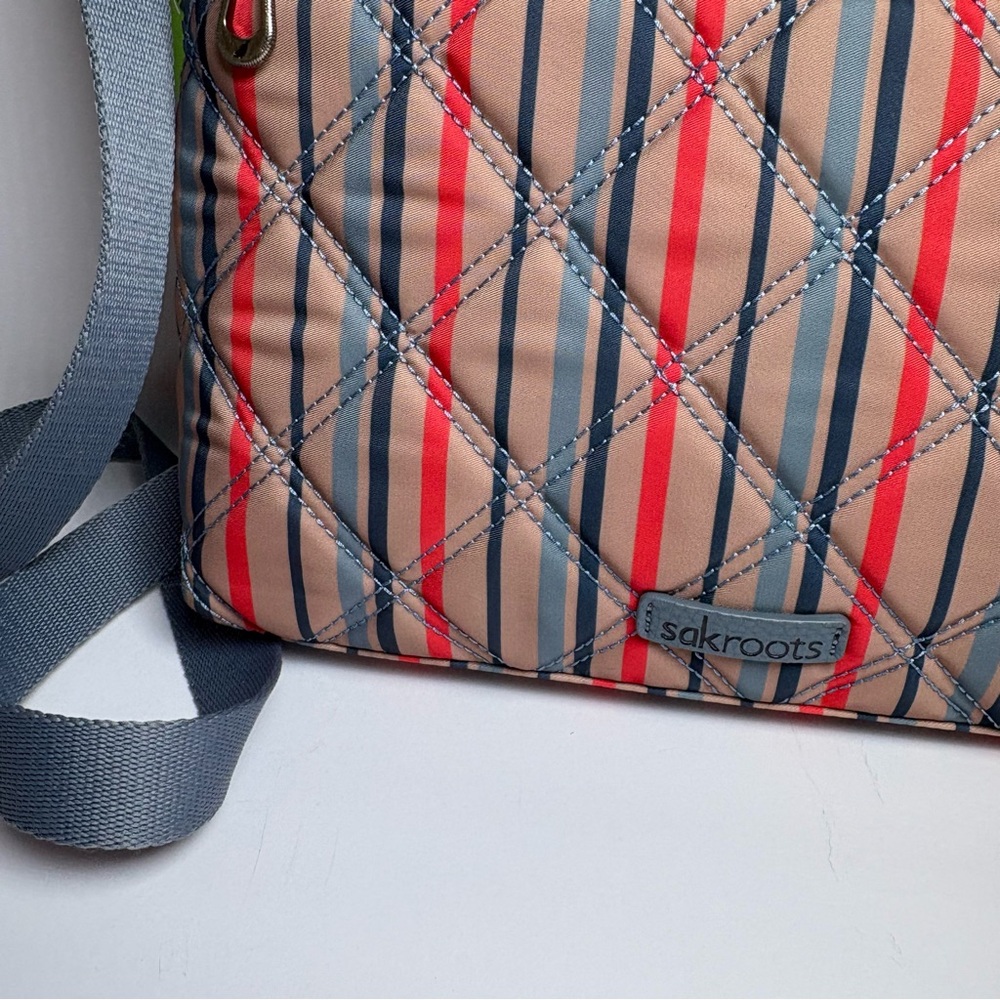 NEW SAKROOTS Artist Circle Zen Crossbody Bag Purse Vintage Stripe Triple Zip Owl - Picture 5 of 8